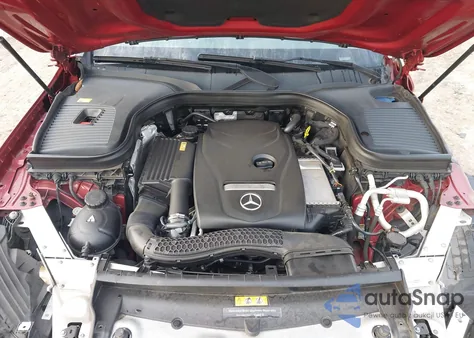 2016 Mercedes-Benz Glc 300 z USA, uszkodzony, nr VIN WDC0G4JB0GF016204